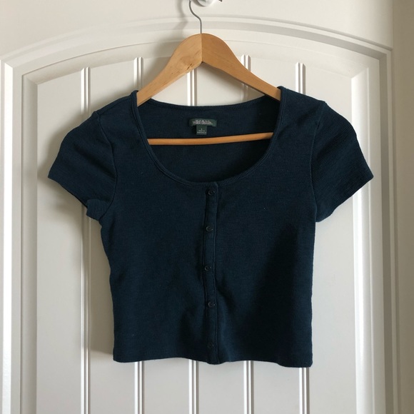 Blue button down crop top - Picture 2 of 3